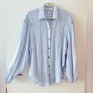Women’s Free people Blouse SZ M Light Blue